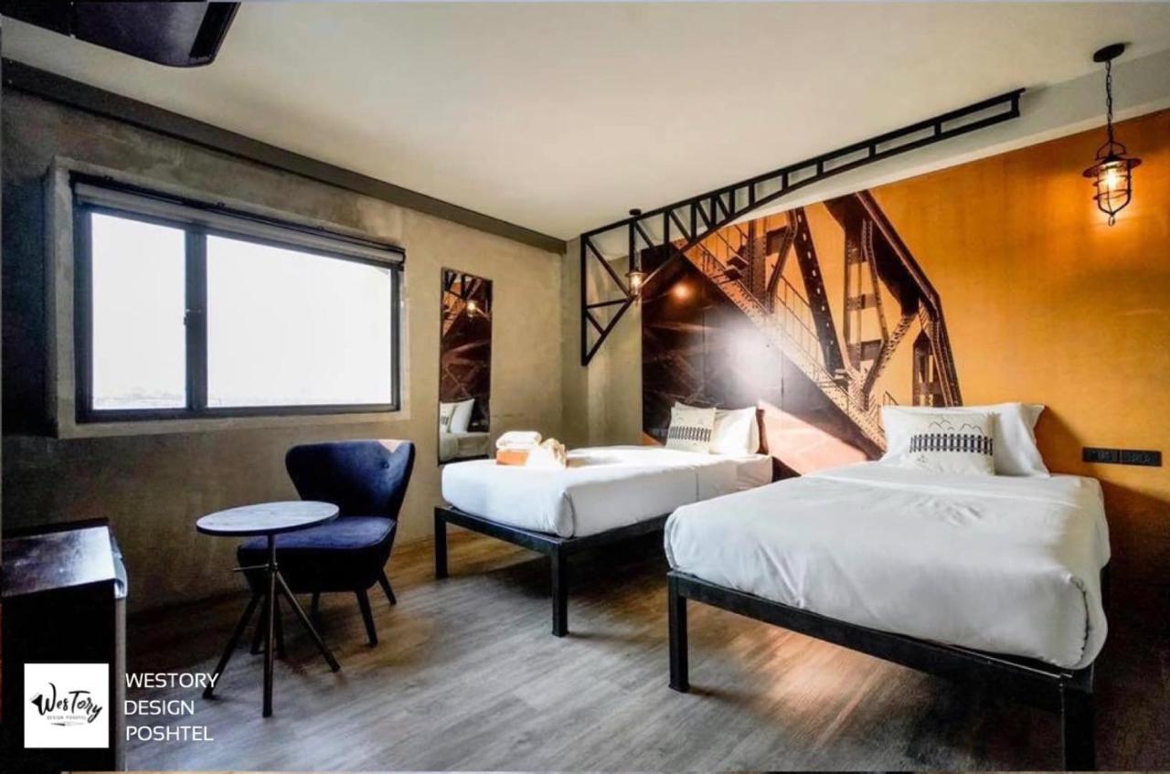Готель Westory Design Poshtel Канчанабурі Екстер'єр фото
